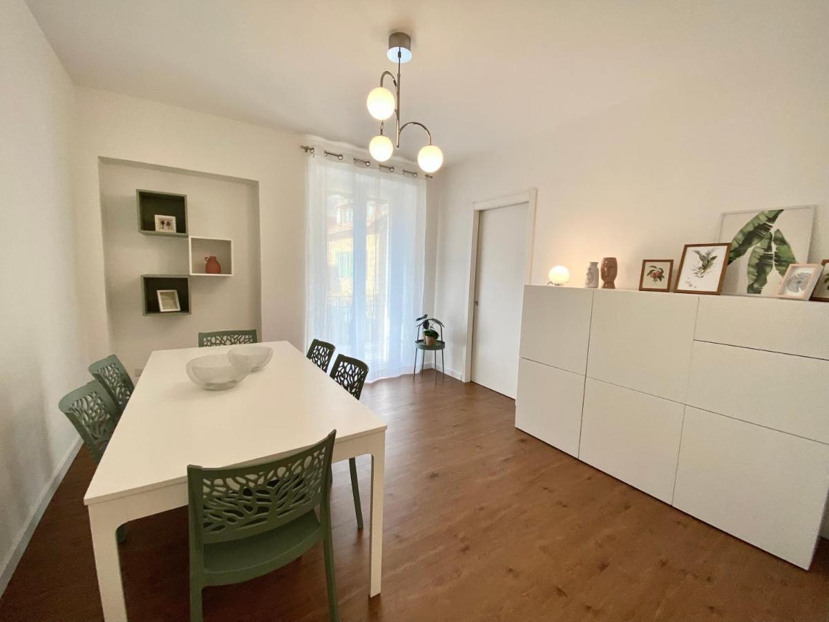 Casa Dell'Edera - Holiday Apartment In Domodossola Exterior photo